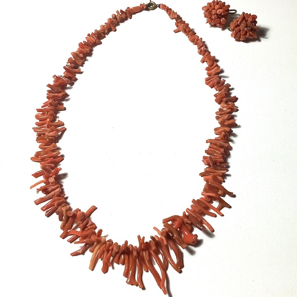 Antique Red Coral Necklace and Earrings - Picture 5 of 5